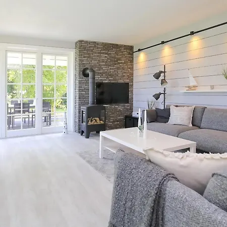 Lee Und Luv Lee Redewisch